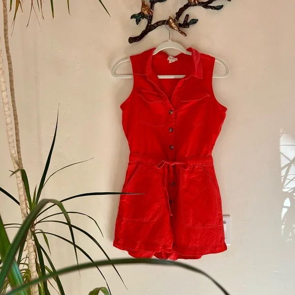 Nicole Miller New York Red Button-Front Romper – Size 2 - Picture 5 of 7